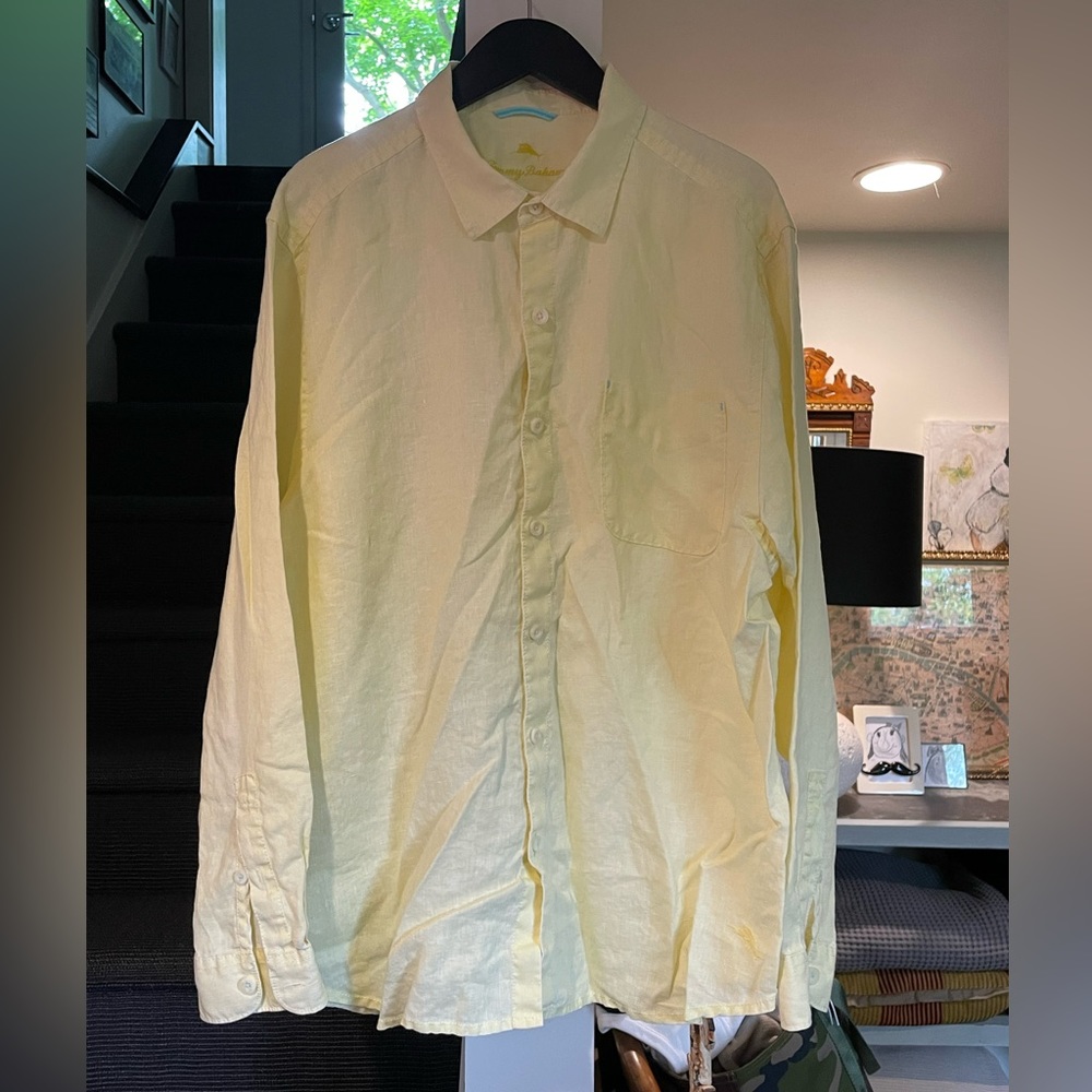 Tommy Bahama Mens linen shirt
